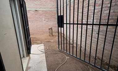 ALQUILER DUPLEX 2 DORMITORIOS CENTENARIO