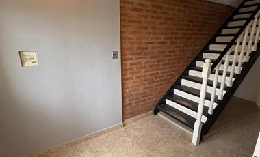 ALQUILER DUPLEX 2 DORMITORIOS CENTENARIO