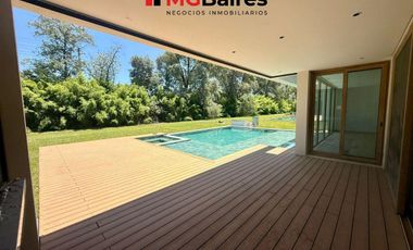 Casa a estrenar en venta en Saint Thomas Este-Oeste