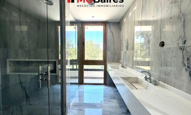Casa a estrenar en venta en Saint Thomas Este-Oeste