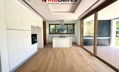 Casa a estrenar en venta en Saint Thomas Este-Oeste
