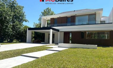 Casa a estrenar en venta en Saint Thomas Este-Oeste