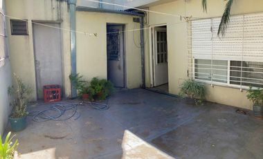Casa 2 Ambientes en Venta - Quilmes