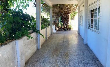 Casa 2 Ambientes en Venta - Quilmes