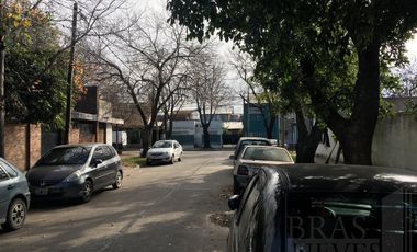 GALPON Zona industrial - 500m2* Olivos