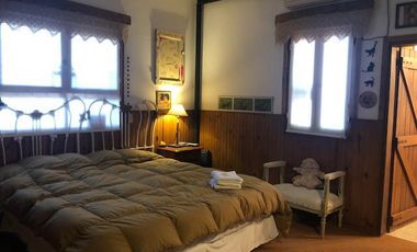 Casa rural con alma de finca. a 4 km de la capital. Mendoza. Rivadavia. terreno 8000 m2