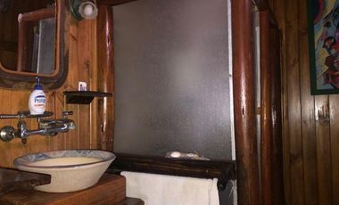Casa rural con alma de finca. a 4 km de la capital. Mendoza. Rivadavia. terreno 8000 m2
