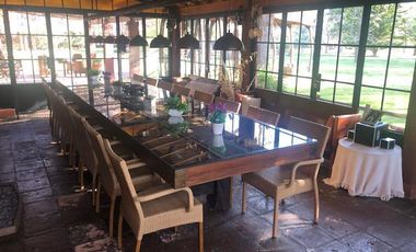 Casa rural con alma de finca. a 4 km de la capital. Mendoza. Rivadavia. terreno 8000 m2
