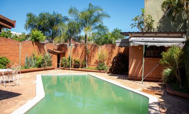 Venta Casa 8 ambientes en Posadas