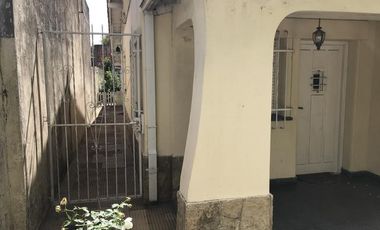 SANTILLI - E. ZEBALLOS 130 - Temperley Este