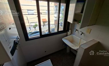 Departamento 2 Ambientes al Frente con Cochera