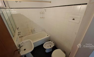 Departamento 2 Ambientes al Frente con Cochera