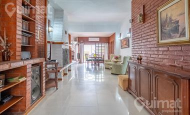 Casa 5 ambientes en 2 plantas Ramos mejia Excelente ubicacion