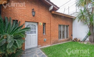 Casa 5 ambientes en 2 plantas Ramos mejia Excelente ubicacion