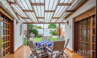 Casa 5 ambientes en 2 plantas Ramos mejia Excelente ubicacion
