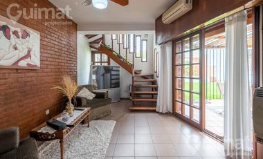 Casa 5 ambientes en 2 plantas Ramos mejia Excelente ubicacion