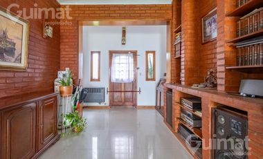 Casa 5 ambientes en 2 plantas Ramos mejia Excelente ubicacion