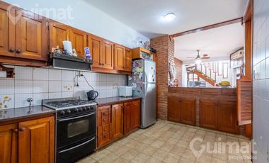 Casa 5 ambientes en 2 plantas Ramos mejia Excelente ubicacion