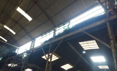 Nave Industrial en Triangulo