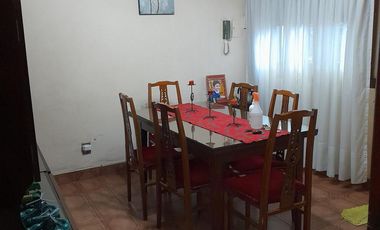 Casa - Temperley Oeste