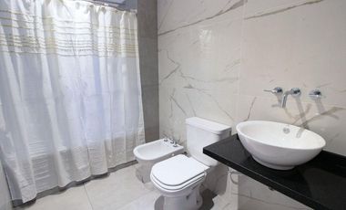 Piso 3 Ambientes amueblado con balcóny amenitis en Parque Rivadavia Caballito