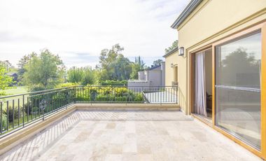 Casa en venta - Barrio Saint Thomas Este, Canning