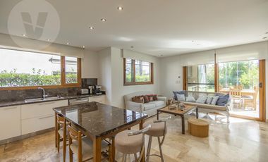 Casa en venta - Barrio Saint Thomas Este, Canning