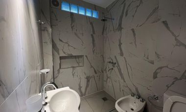 VENTA casa remodelada 5 ambientes en Velez Sarsfield al 6500