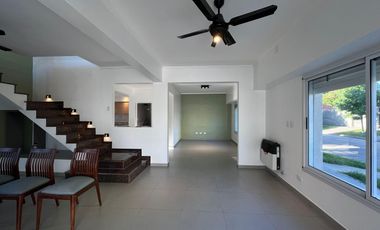 VENTA casa remodelada 5 ambientes en Velez Sarsfield al 6500