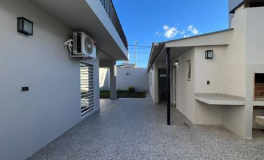 VENTA casa remodelada 5 ambientes en Velez Sarsfield al 6500
