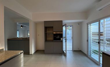 VENTA casa remodelada 5 ambientes en Velez Sarsfield al 6500