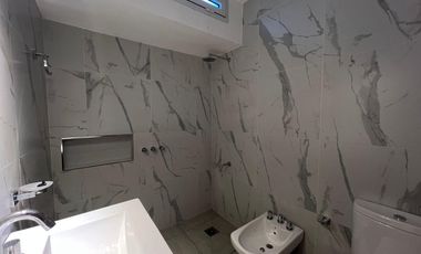 VENTA casa remodelada 5 ambientes en Velez Sarsfield al 6500