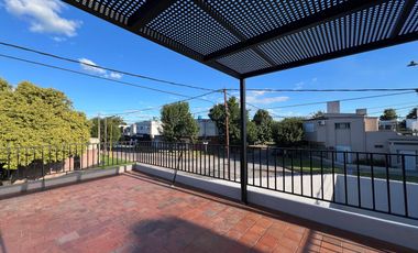 VENTA casa remodelada 5 ambientes en Velez Sarsfield al 6500