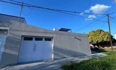 VENTA casa remodelada 5 ambientes en Velez Sarsfield al 6500