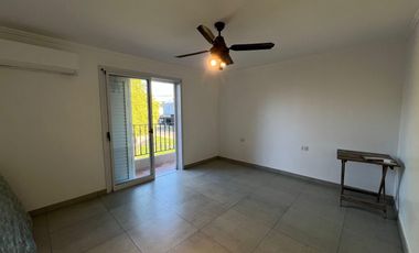 VENTA casa remodelada 5 ambientes en Velez Sarsfield al 6500