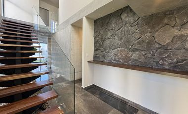 CASA CON ALBERCA Y 4 HAB. EN VENTA EN PUNTA TIBURÓN