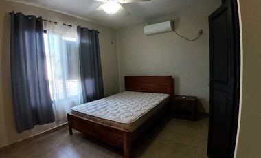 VENDO CASA 3HAB/4BA BOQUETE