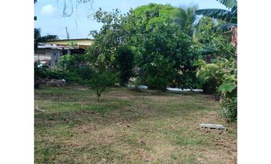 Se vende amplia casa tipo Chalet  en Los Trapichitos de La Chorrera