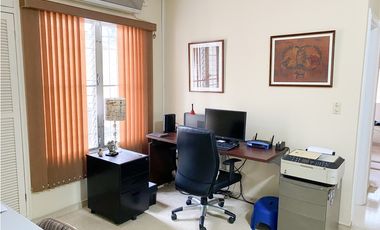 SE VENDE CASA EN BETANIA MIRAFLORES 326M 2 PISOS 3 HABITACION 4 BAÑOS