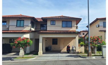 Venta de Casa en PH Woodlands, Panamá Pacífico