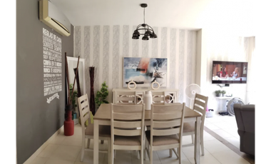 SE VENDE CASA EN VERSALLES CON  3 HABITACIONES 331M 2 PARKING TERRAZA