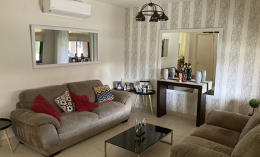 SE VENDE CASA EN VERSALLES CON  3 HABITACIONES 331M 2 PARKING TERRAZA