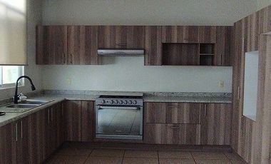 Casa en renta Terranova 3 recamaras 2.5 baños, condominio sin alberca