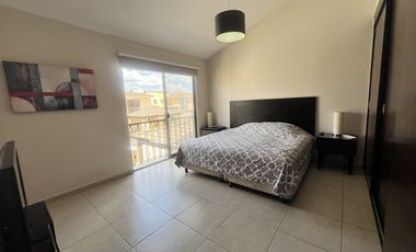 Casa Amueblada en Renta en Privanza Gratamira