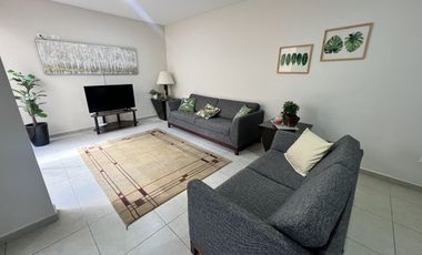 Casa Amueblada en Renta en Privanza Gratamira