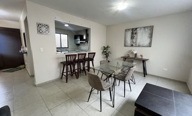 Casa Amueblada en Renta en Privanza Gratamira