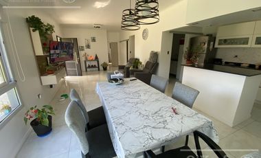 Casa Quinta en venta en El Pato Calle 527