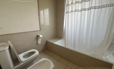 Casa en venta/ alquiler en Santa Catalina
