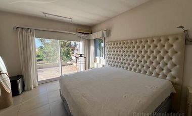 Casa en venta/ alquiler en Santa Catalina