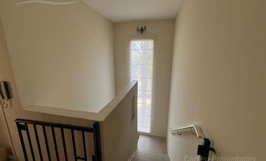 Casa en venta/ alquiler en Santa Catalina